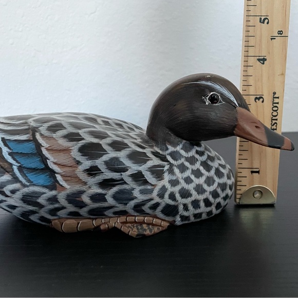 Vintage Handmade Wood Female Mallard Duck, Sculpture. - Picture 6 of 7